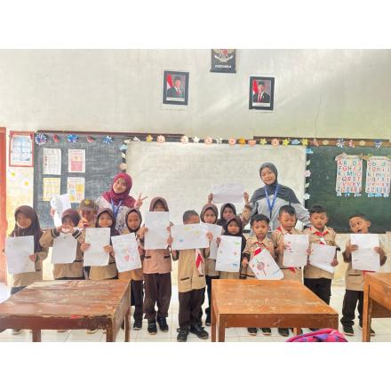 KKN Kolaborasi Kelompok 23 Adakan Pendampingan Belajar Siswa di SDN Kaligawe