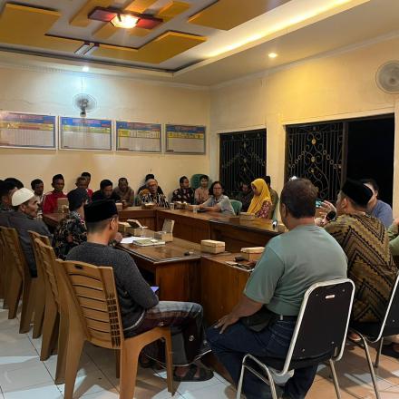Musyawarah Pembahasan Rencana Pembangunan Gedung Koperasi Desa Merah Putih Kaligawe